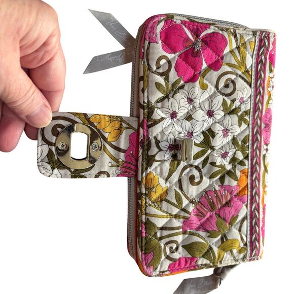 Vera Bradley quilted cotton zip around wallet pink white gray green turn lock - Picture 6 of 10
